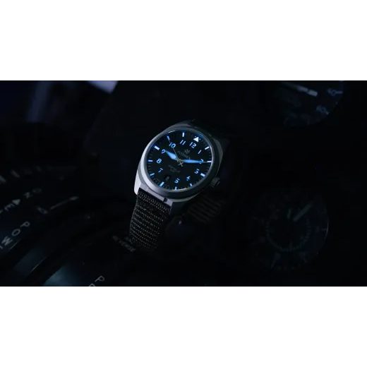 FORMEX AIRFIELD AUTOMATIC JET BLACK - FIELD AUTOMATIC - BRANDS
