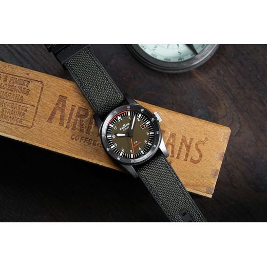 FORTIS FLIEGER F-39 WERK 7 TACTICAL GREEN LIMITED EDITION F4220029 - FLIEGER - BRANDS