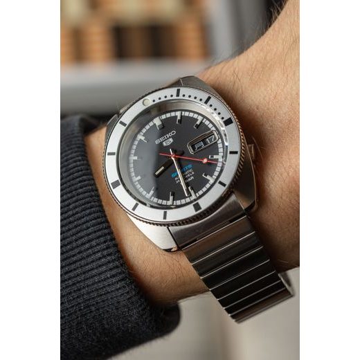 SEIKO 5 SPORTS SRPL05K1 HERITAGE DESIGN RE-CREATION LIMITED EDITION - SEIKO 5 - ZNAČKY