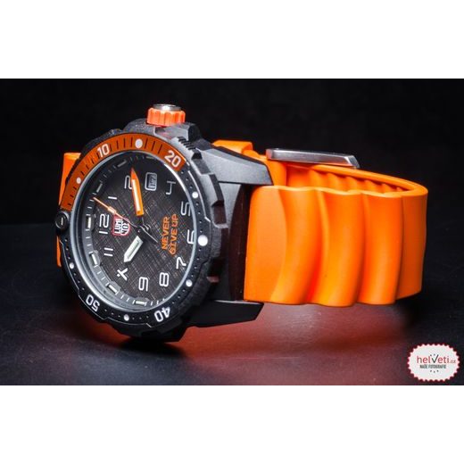 LUMINOX BEAR GRYLLS SURVIVAL 3720 SEA SERIES XB.3729.NGU - BEAR GRYLLS - ZNAČKY