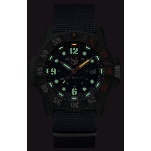 LUMINOX MASTER CARBON SEAL 3803.C - SEA - ZNAČKY