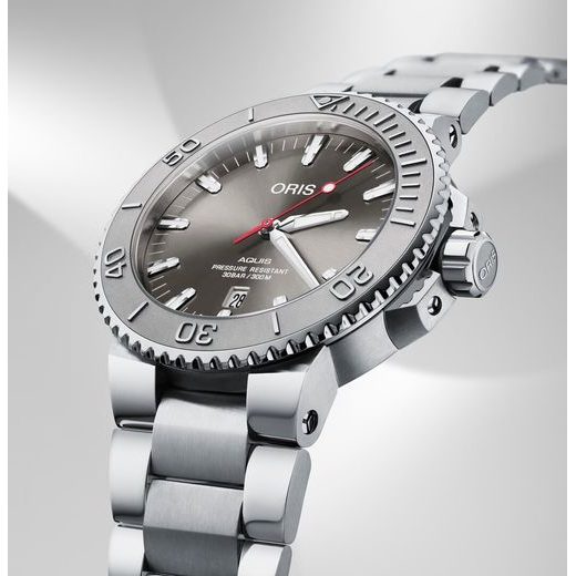 ORIS AQUIS DATE RELIEF 43,5 MM 01 733 7730 4153-07 8 24 05PEB - AQUIS - BRANDS