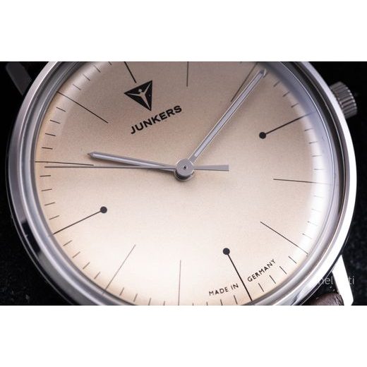 JUNKERS BAUHAUS 100 JAHRE BAUHAUS 40MM 908.01.05 - BAUHAUS 40 - ZNAČKY