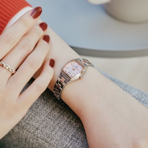 SEIKO LUKIA QUARTZ SSWA012J - QUARTZ - ZNAČKY