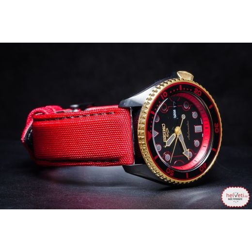 SEIKO 5 SPORTS SRPF20K1 KEN STREET FIGHTER LIMITED EDITION - SEIKO - ZNAČKY