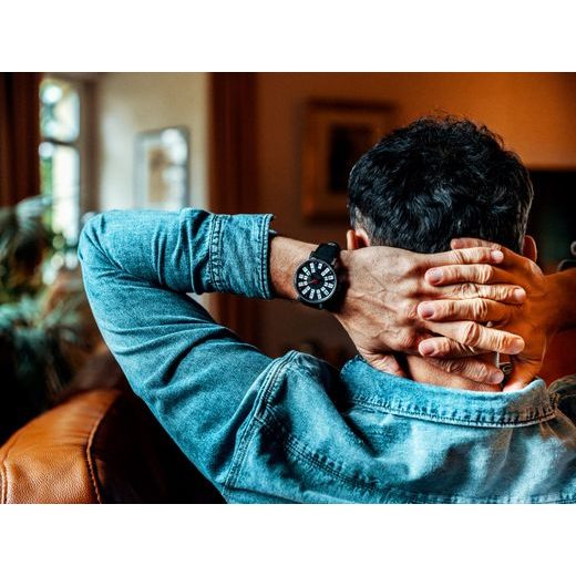 ROBOT GRAPHIC ANALOG BLACK - GRAPHIC ANALOG - BRANDS