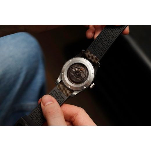 FORTIS FLIEGER F-41 WERK 7 TACTICAL GREEN LIMITED EDITION F4220031 - FLIEGER - ZNAČKY