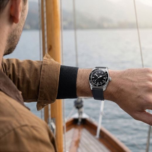 VICTORINOX MAVERICK AUTOMATIC 242104 - VICTORINOX - ZNAČKY
