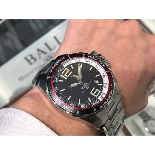 BALL ENGINEER HYDROCARBON MOON NAVIGATOR DM3320C-SAJ-BK - BALL - ZNAČKY