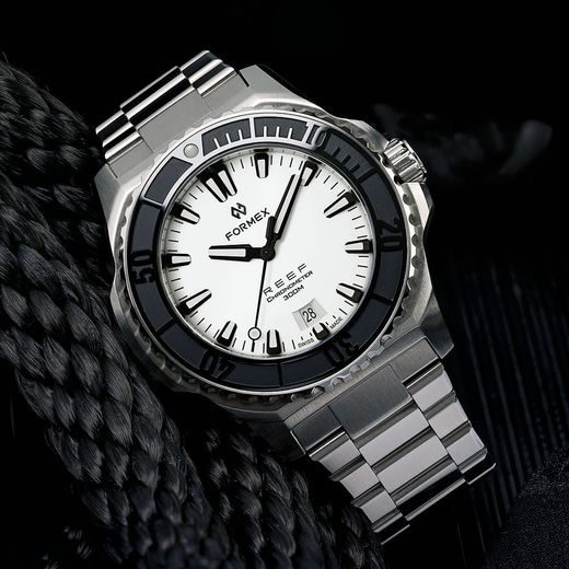 FORMEX REEF 42 AUTOMATIC CHRONOMETER WHITE DIAL - REEF - BRANDS