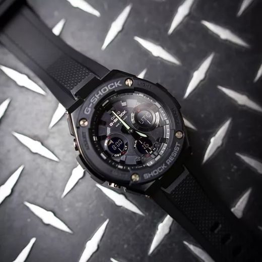 CASIO G-SHOCK GST-W100G-1BER - CASIO - ZNAČKY