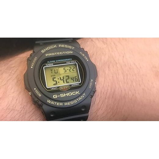 CASIO DW-5735D-1BER - CASIO - ZNAČKY