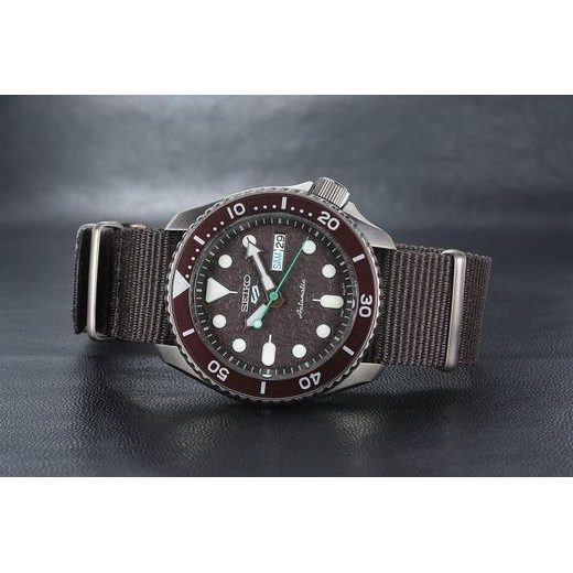 SEIKO 5 SPORTS SRPD85K1 - SEIKO 5 SPORTS 2019 - ZNAČKY