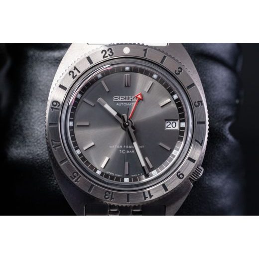 SEIKO PROSPEX SPB411J1 NAVIGATOR TIMER GMT LIMITED EDITION - PROSPEX - ZNAČKY