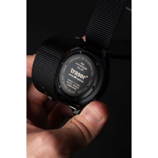 TRASER P68 PATHFINDER SOLAR BLACK ČERNÉ NATO - TACTICAL - ZNAČKY