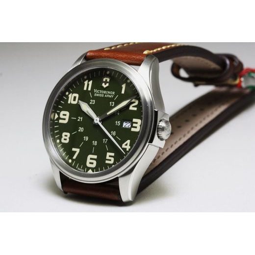 VICTORINOX INFANTRY VINTAGE 241309 - VICTORINOX - ZNAČKY