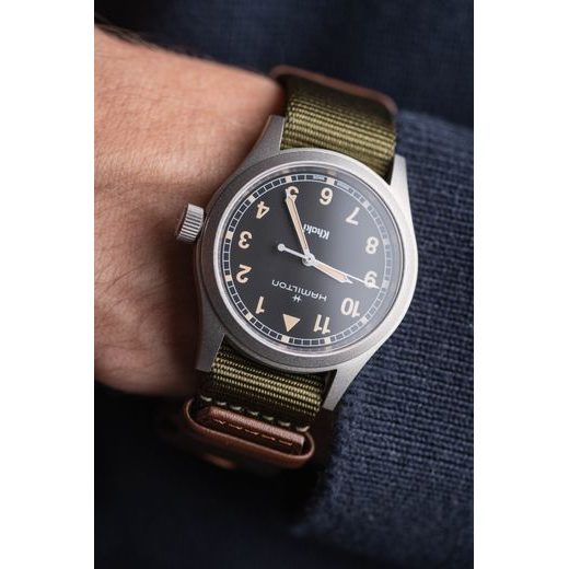 HAMILTON KHAKI FIELD QUARTZ 38MM H69401930 - KHAKI FIELD - ZNAČKY
