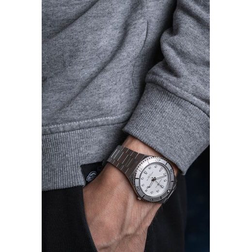 BERING CLASSIC 18940-704 - CLASSIC - ZNAČKY