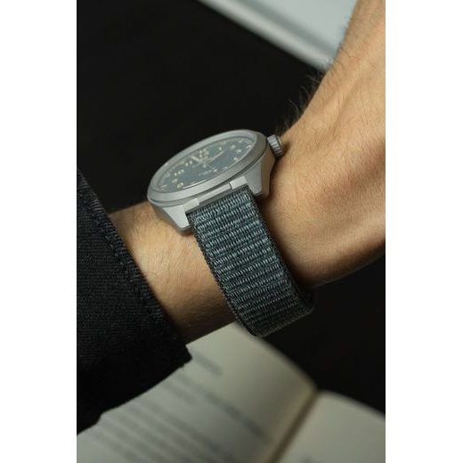 FORMEX FIELD AUTOMATIC PETROL BLUE FIELD NYLON-VELCRO BLUE STRAP 0660.1.6533.133 - FIELD AUTOMATIC - BRANDS