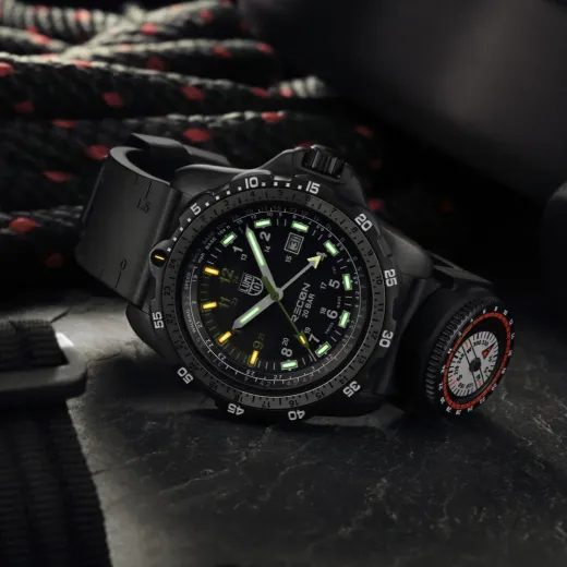 LUMINOX RECON POINT MAN 8830 SERIES XL.8837.SET - LUMINOX - ZNAČKY
