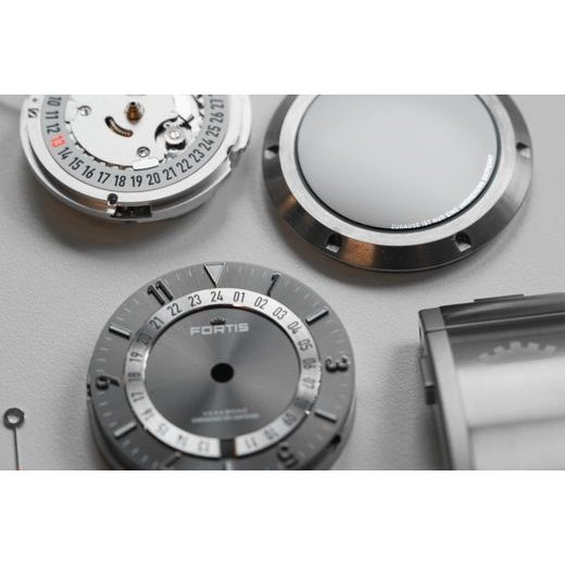 FORTIS VAGABOND V-40 URBAN SHADOW COSC F6660004 - VAGABOND - ZNAČKY