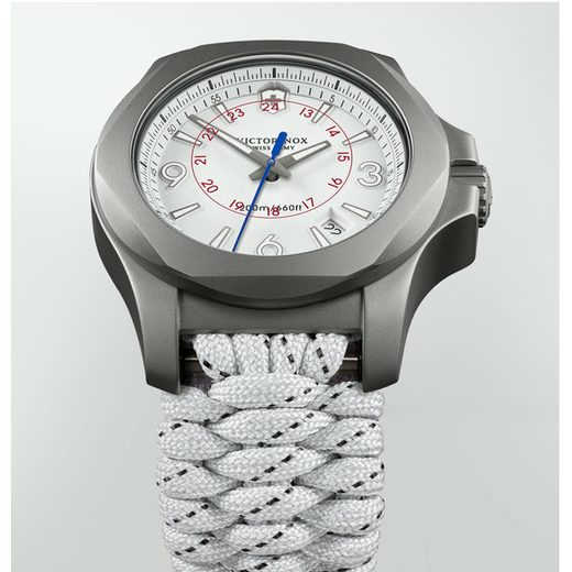 VICTORINOX I.N.O.X. SKY HIGH LIMITED EDITION 241772.1 - VICTORINOX - ZNAČKY