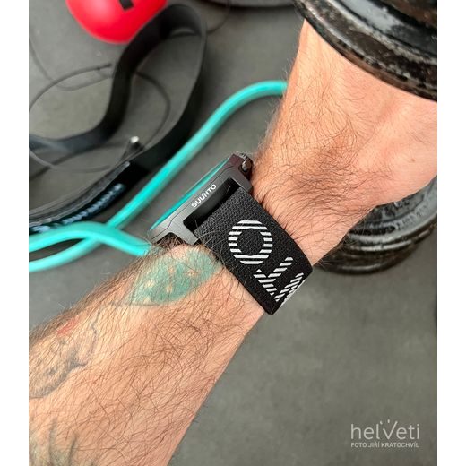 SUUNTO RUN ALL BLACK SS051109000 - RUN - ZNAČKY