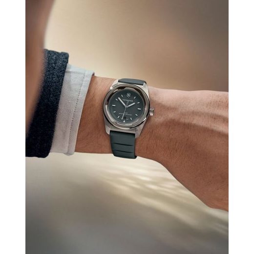 VICTORINOX CONCEPT ONE SOLAR 242052 - CONCEPT ONE - ZNAČKY