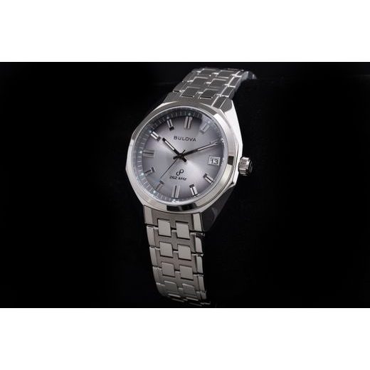 BULOVA JET STAR 96B472 - ARCHIVE SERIES - ZNAČKY