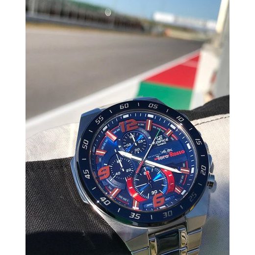 CASIO EFR-564TR-2AER TORO ROSSO LIMITED EDITION - CASIO - ZNAČKY