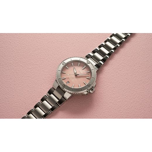 ORIS AQUIS DATE 36,5 MM 01 733 7770 4158-07 8 18 05P - AQUIS - ZNAČKY