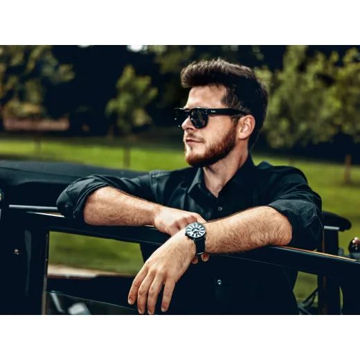 ROBOT GRAPHIC ANALOG BLACK - GRAPHIC ANALOG - BRANDS