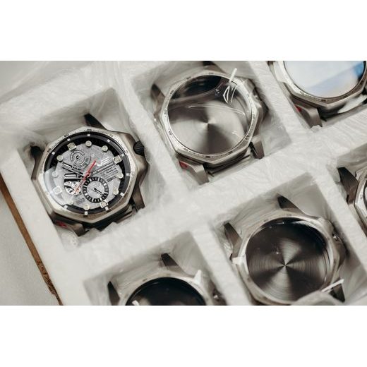 VOSTOK EUROPE LIMITOVANÁ EDICE 20TH ANNIVERSARY YN84-640E726 - LIMITOVANÉ EDICE - ZNAČKY