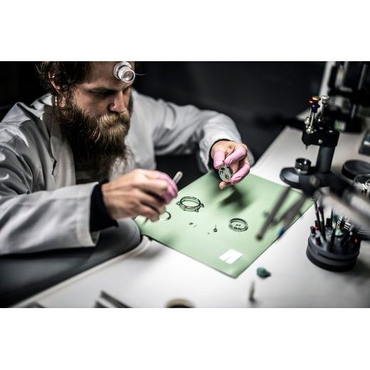 ROBOT GRAPHIC SUTNAR CHAMELEON GREEN - GRAPHIC SUTNAR - BRANDS