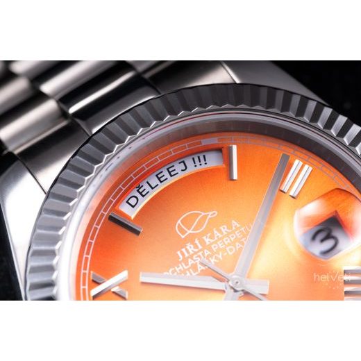 JIŘÍ KÁRA OCHLASTA PERPETUAL HLÁŠKY-DATE - SPECIÁLNÍ EDICE 2025 - HELVETI - ZNAČKY