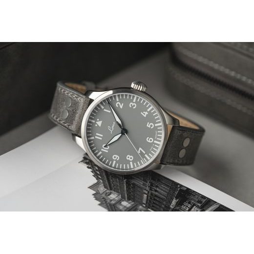 LACO AUGSBURG GRAU 39 - PILOT BASIC - BRANDS