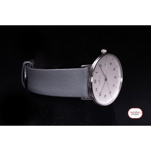 JUNGHANS FORM QUARTZ 41/4885.00 - FORM QUARTZ - ZNAČKY