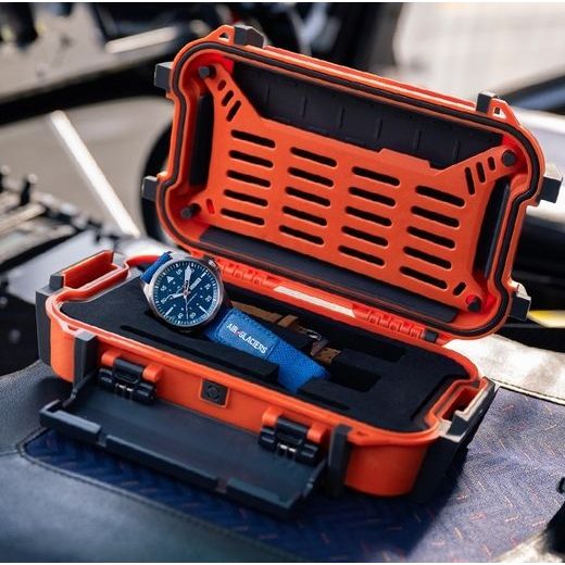 HAMILTON KHAKI AVIATION PILOT DAY DATE AUTO - AIR GLACIERS EDITION H64655941 - KHAKI AVIATION - BRANDS