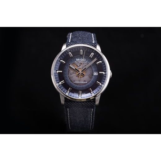 MIDO COMMANDER GRADIENT M021.407.18.411.00 - COMMANDER - ZNAČKY