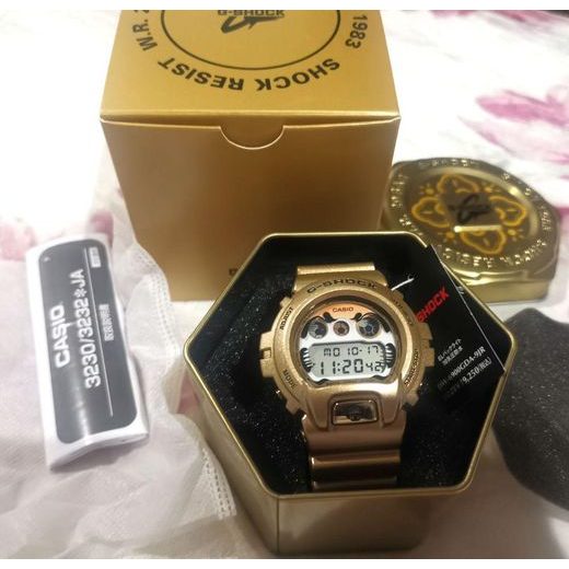 CASIO G-SHOCK DW-6900GDA-9ER DARUMA SERIES - CASIO - BRANDS