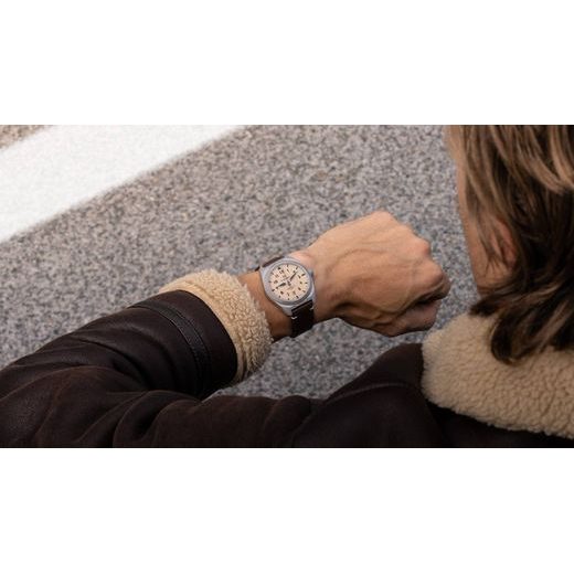 FORMEX AIRFIELD AUTOMATIC DESERT SAND - FIELD AUTOMATIC - BRANDS