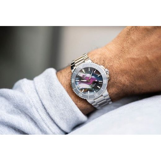 ORIS AQUIS DATE UPCYCLE 41,5 MM 01 733 7787 4150-07 8 22 04PEB - AQUIS - ZNAČKY