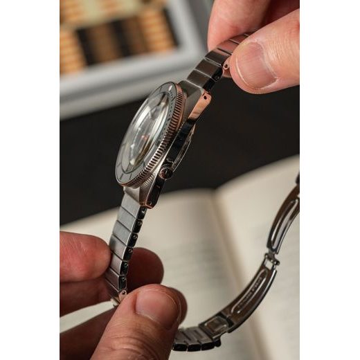 SEIKO 5 SPORTS SRPL05K1 HERITAGE DESIGN RE-CREATION LIMITED EDITION - SEIKO 5 - ZNAČKY