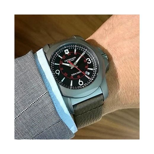 VICTORINOX I.N.O.X. TITANIUM 241778 - VICTORINOX - ZNAČKY