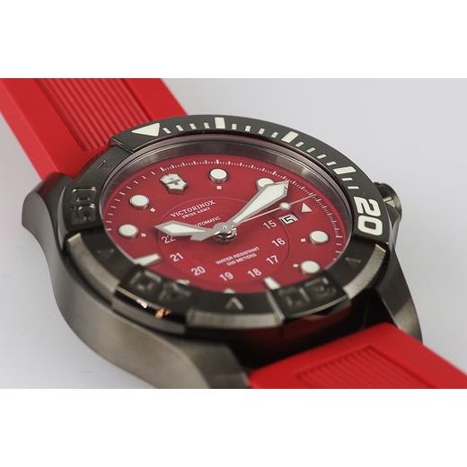 VICTORINOX DIVE MASTER MECHANICAL 241577 - VICTORINOX - ZNAČKY