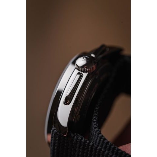 BULOVA 96A225 LUNAR PILOT CHRONOGRAPH WATCH - ARCHIVE SERIES - ZNAČKY