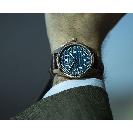 AVIATOR AIRACOBRA 43 AUTO V.3.39.2.335.4 - AIRACOBRA 43 AUTO - BRANDS