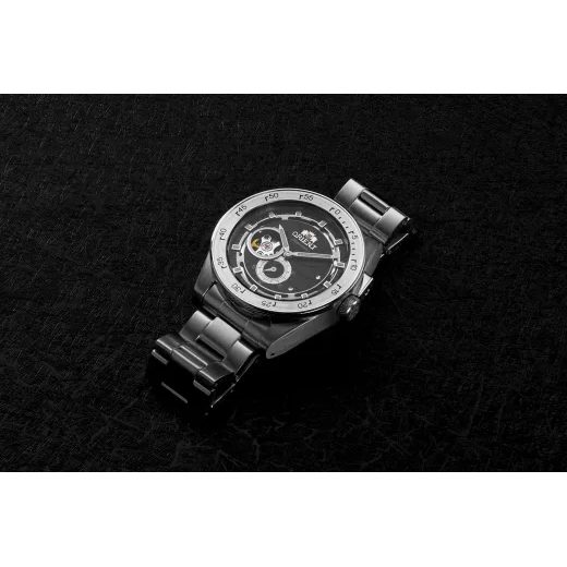 ORIENT RETRO FUTURE CAMERA RA-AR0201B - REVIVAL - BRANDS