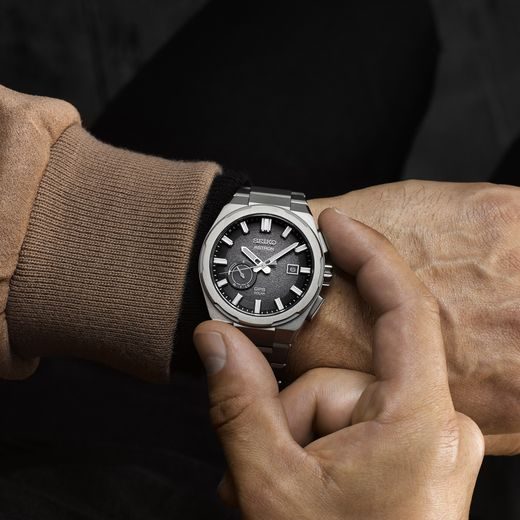 SEIKO ASTRON SSJ025J1 MOON - ASTRON - ZNAČKY