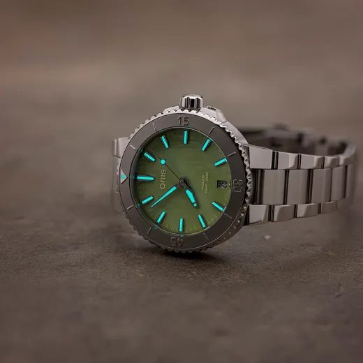 ORIS AQUIS DATE 36,5 MM 01 733 7770 4157-07 8 18 05P - AQUIS - ZNAČKY